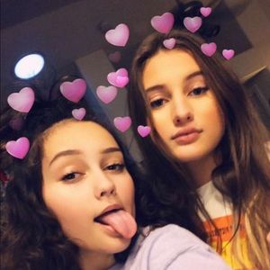 Meet your Posher, Ava